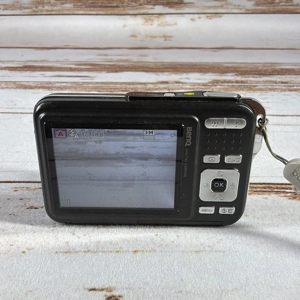 BenQ DC X725 7MP Digital Compact Camera Black Tested (No Charger/Battery)